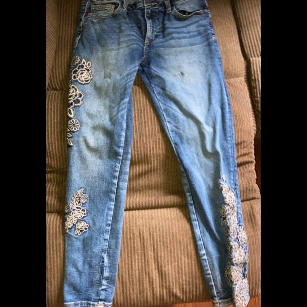 COPY - Floral Miss Me jeans